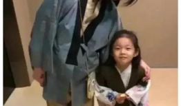 娱乐圈吃瓜爆料整容,吃瓜群众热议明星整容真相